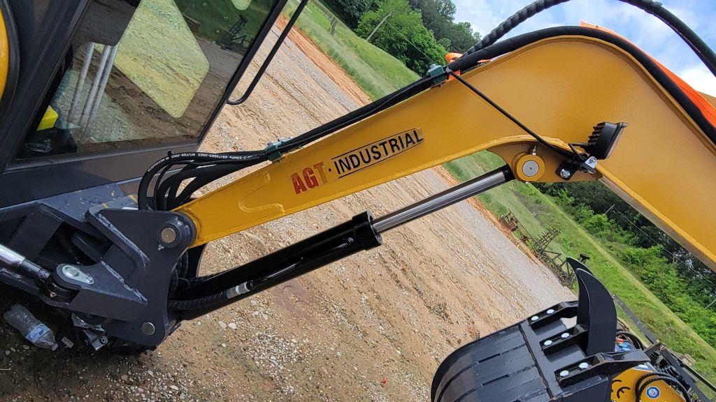 2025 UNUSED AGT MY50R MINI EXCAVATOR WITH CAB RATO 29HP, 21KW GAS ENGINE WI