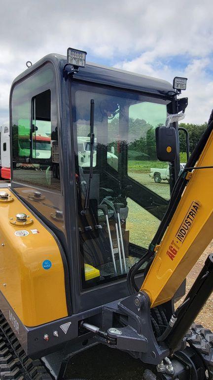 2025 UNUSED AGT MY50R MINI EXCAVATOR WITH CAB RATO 29HP, 21KW GAS ENGINE WI