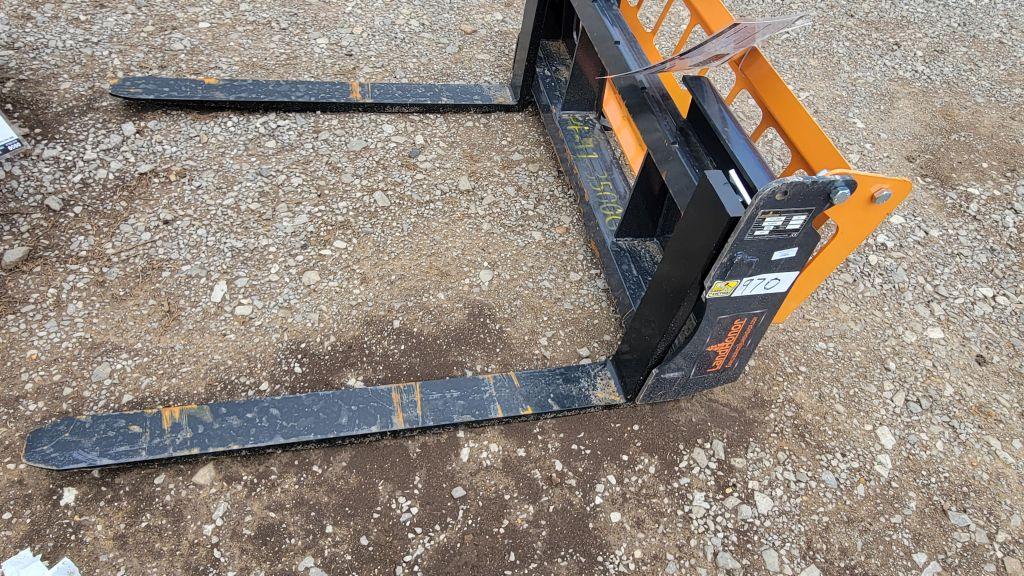 LANDHONOR PF-11-3500G UNUSED 2025 SKID STEER PALLET FORKS 48" LONG ADJUSTAB