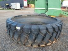 500 GALLON NEW RUBBER TIRE WATERER, 8' DIAMETER