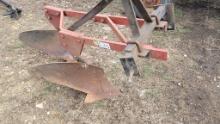 LONG 2 BOTTOM PLOW MODEL: 2012 SN: 1193