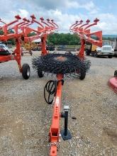 BRAND NEW FIRST QUALITY 8 WHEEL AGLINE AVR 8 V RAKE, HYDRAULIC, SN:AVRT1084