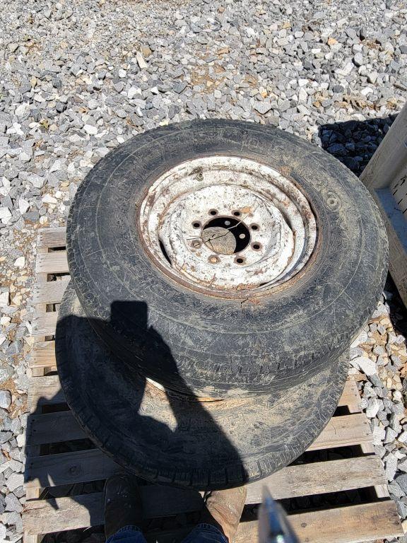 235/85 R16 WHEELS AND TIRES (3)