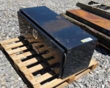 TRACTOR SUPPLY UNDER MOUNT TOOL BOX 48X18X18
