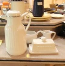 BUTTER DISH 2- CUPS/PITCHER