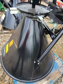 NEW AGLINE F/500 BLACK SPREADER SN:2304318, DENTED