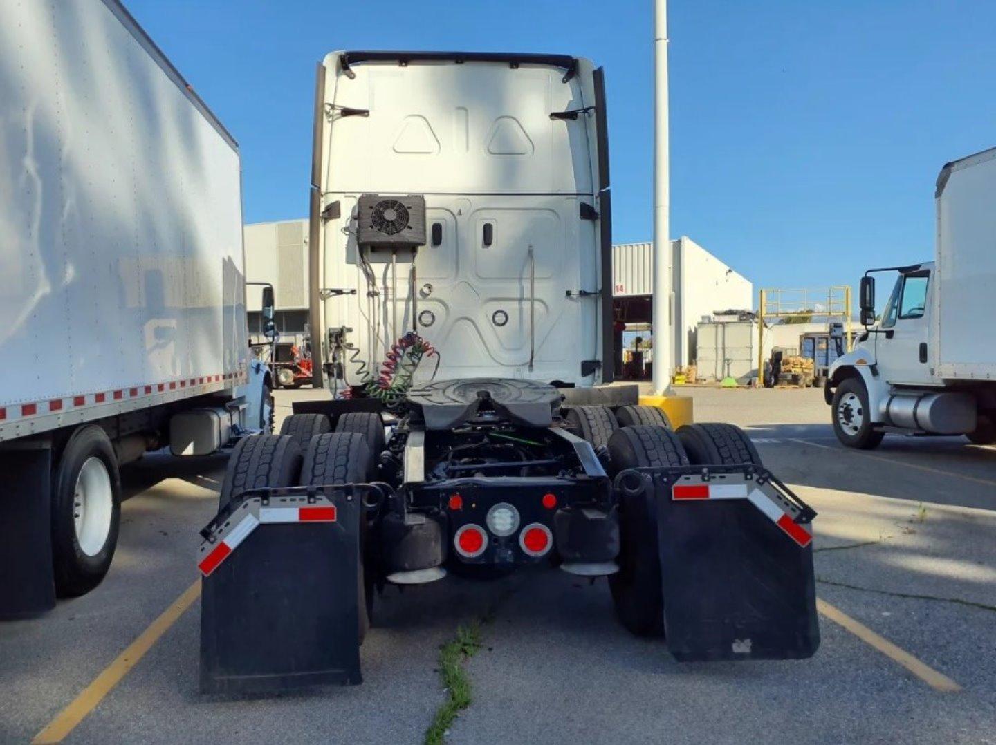 2020 FREIGHTLINER CASCADIA 126 Serial Number: 3AKJHHFG7LSLR3298