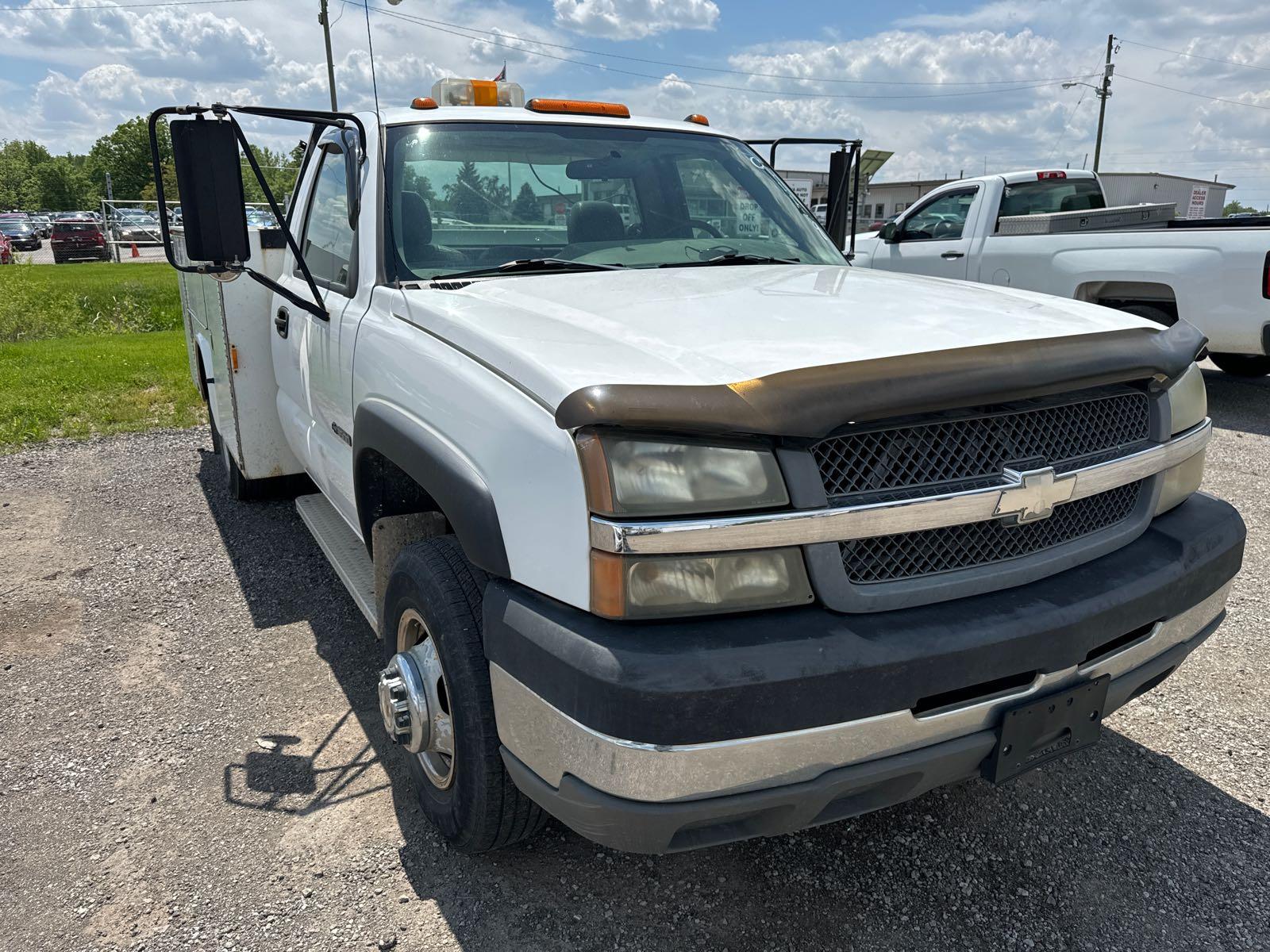 2004 CHEVROLET SILVERADO 3500 REG Serial Number: 1GBJC34U24E187877