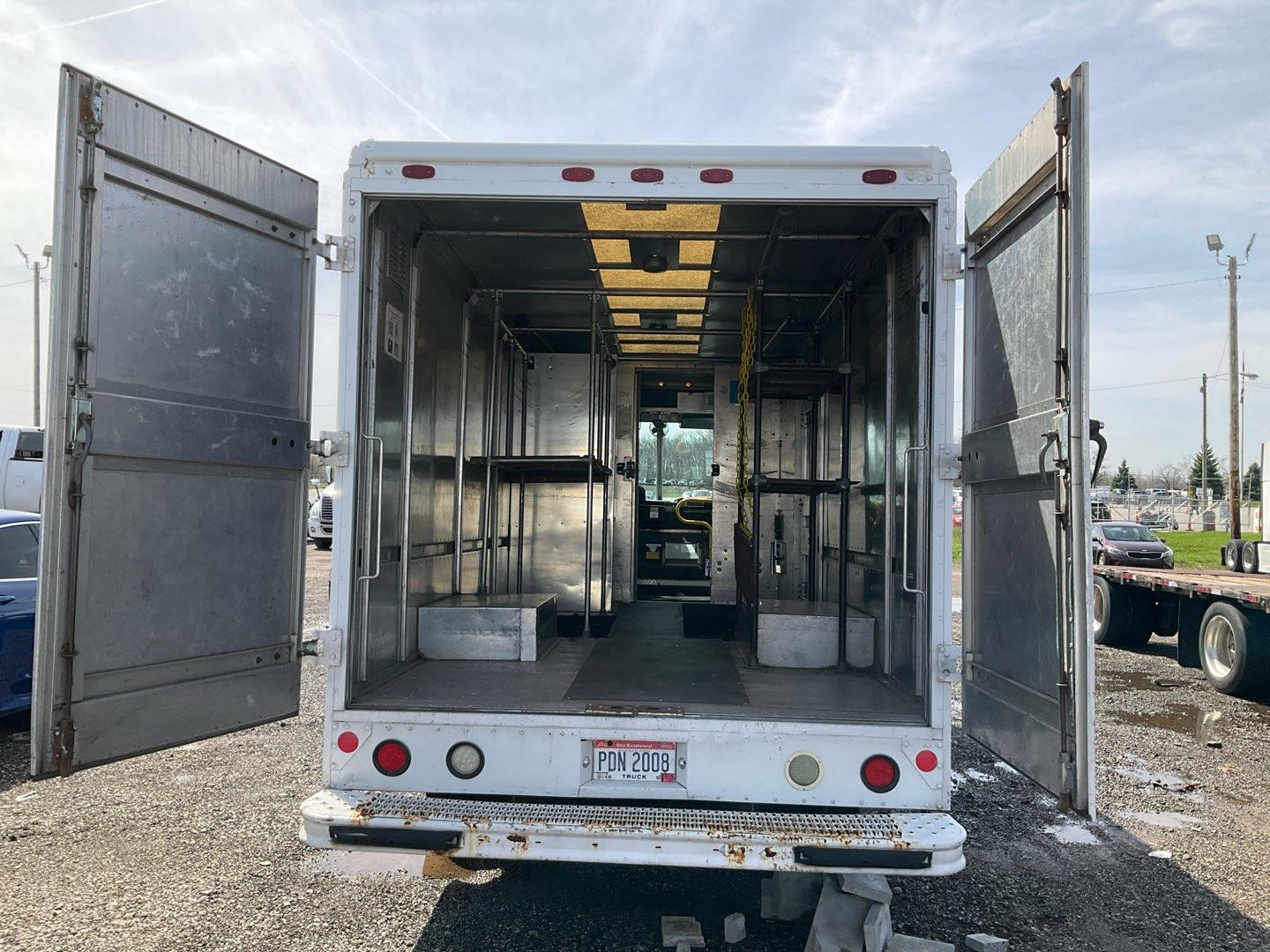 2002 FREIGHTLINER MT45 Serial Number: 4UZAANCP32CK26540