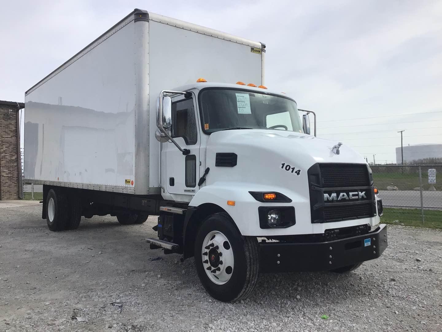 2022 MACK BOX TRUCK Serial Number: 1M2MDBAA7NS002618