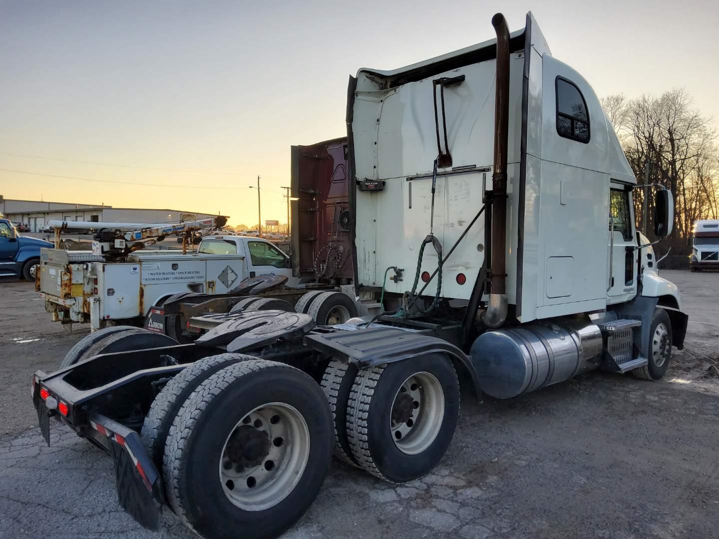 2014 MACK PINNACLE Serial Number: 1M1AW07Y3EM038515