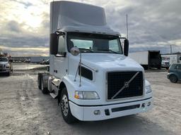 2013 VOLVO VNM64T200 Serial Number: 4V4MC9DG8DN144915