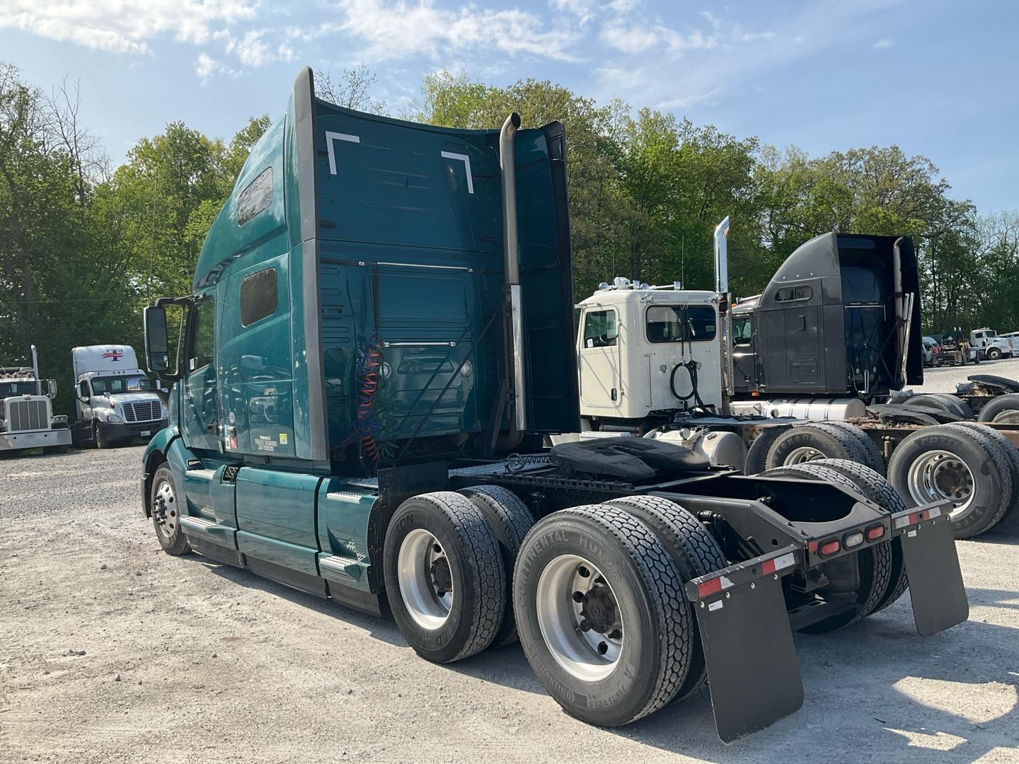 2019 VOLVO VNL64T760 Serial Number: 4V4NC9EH2KN898000