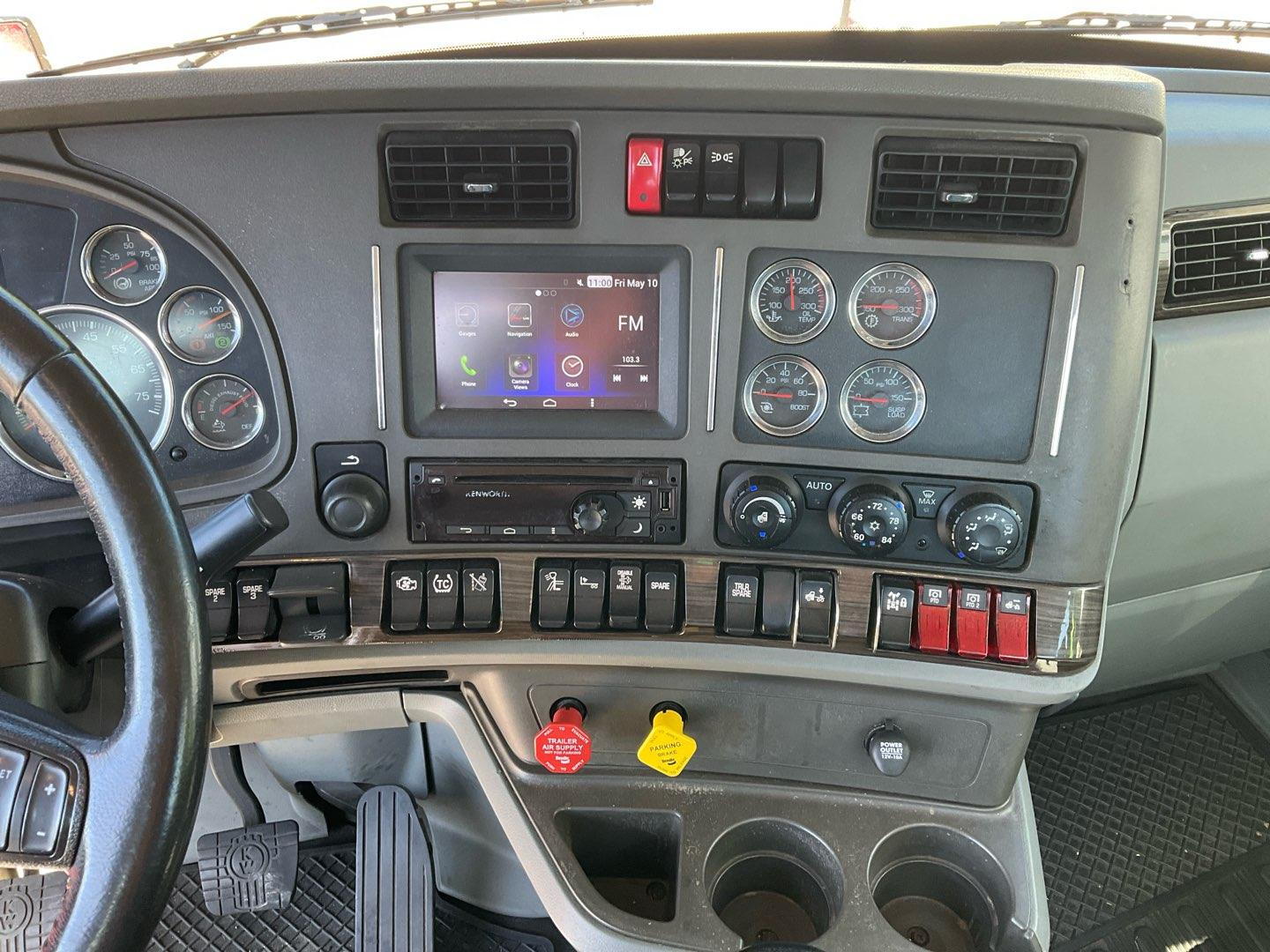 2019 KENWORTH T680 Serial Number: 1XKYD49X7KJ296473