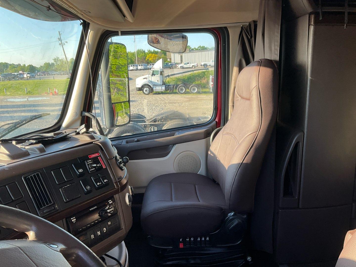 2018 VOLVO VNL64T780 Serial Number: 4V4NC9EH7JN885595