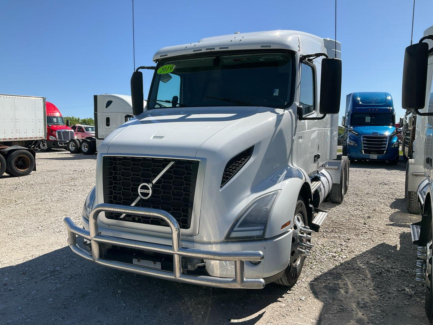 2019 VOLVO VNR64T640 Serial Number: 4V4WC9EH9KN216332