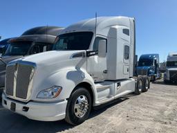 2020 KENWORTH T680 Serial Number: 1XKYDP9X4LJ295929