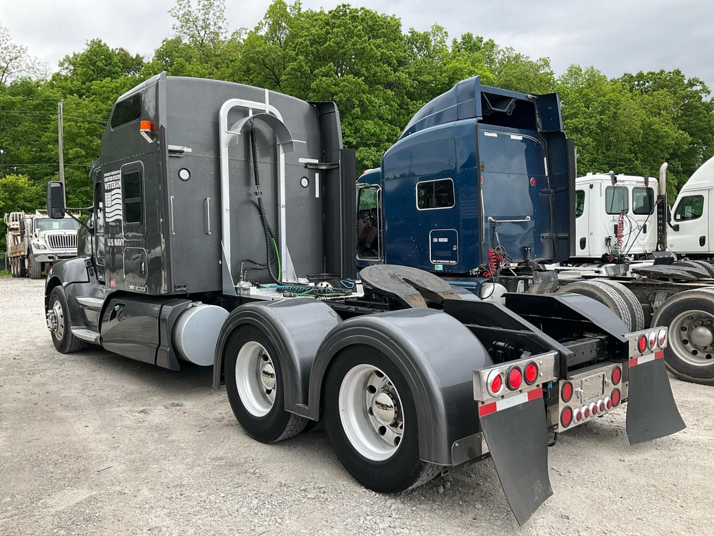 2012 KENWORTH T660 Serial Number: 1XKADP9X8CJ298074