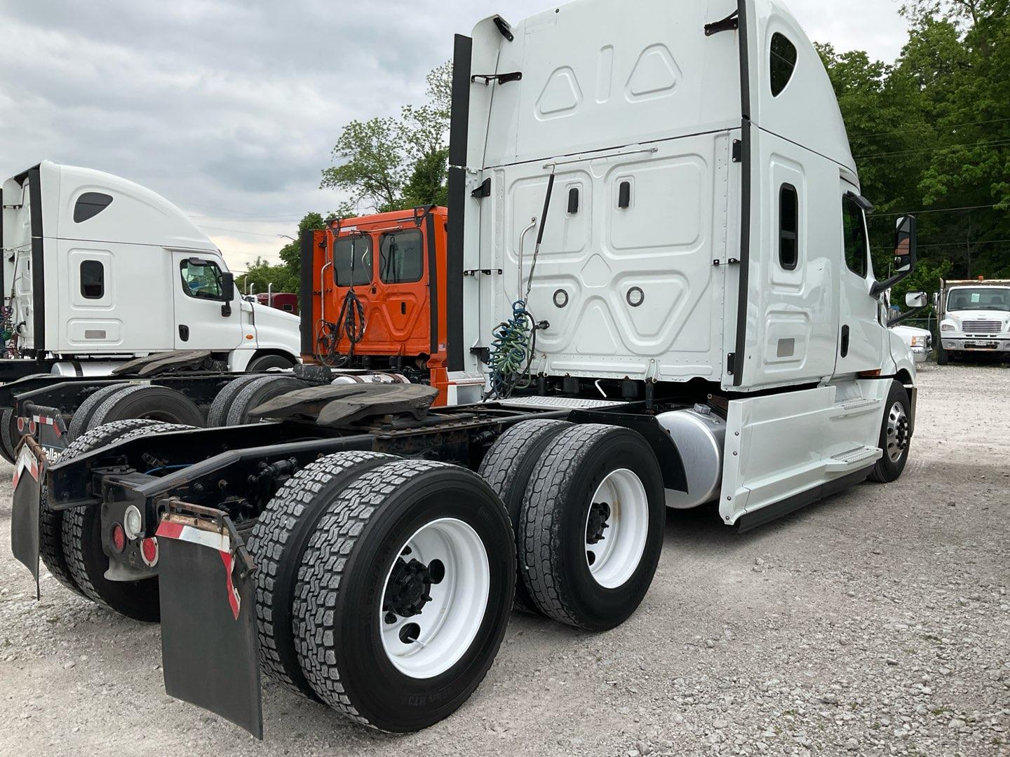 2019 FREIGHTLINER CASCADIA Serial Number: 3AKJHHDR4KSKW2168