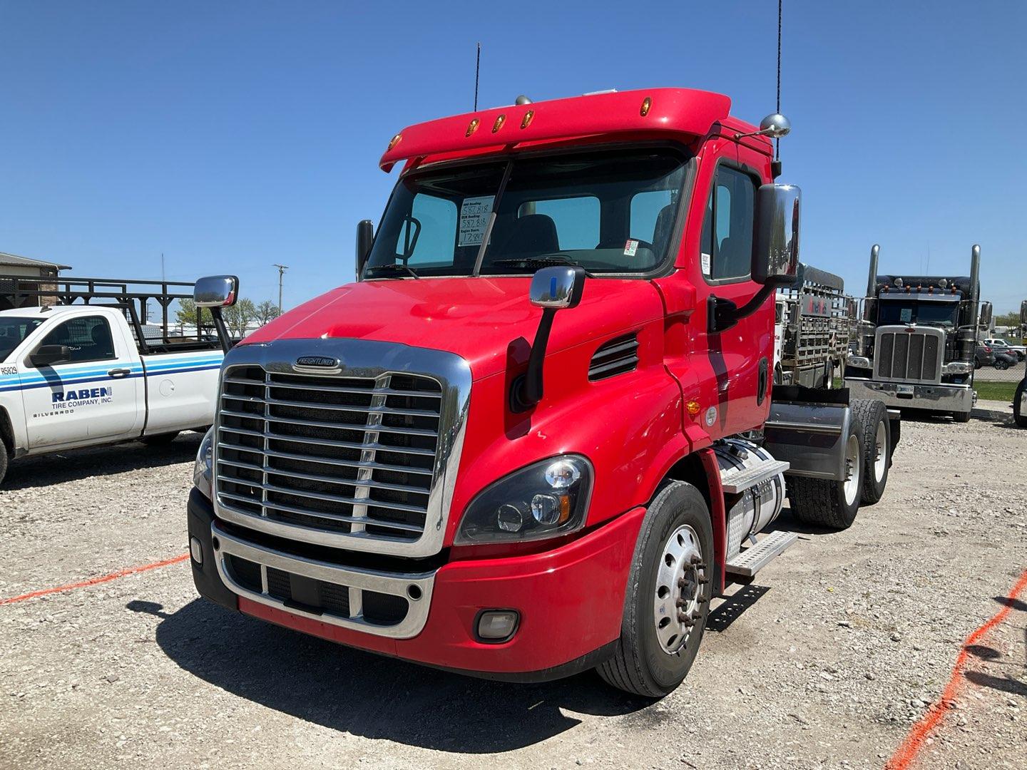 2018 FREIGHTLINER CASCADIA Serial Number: 1FUJGBDV8JLJP8488