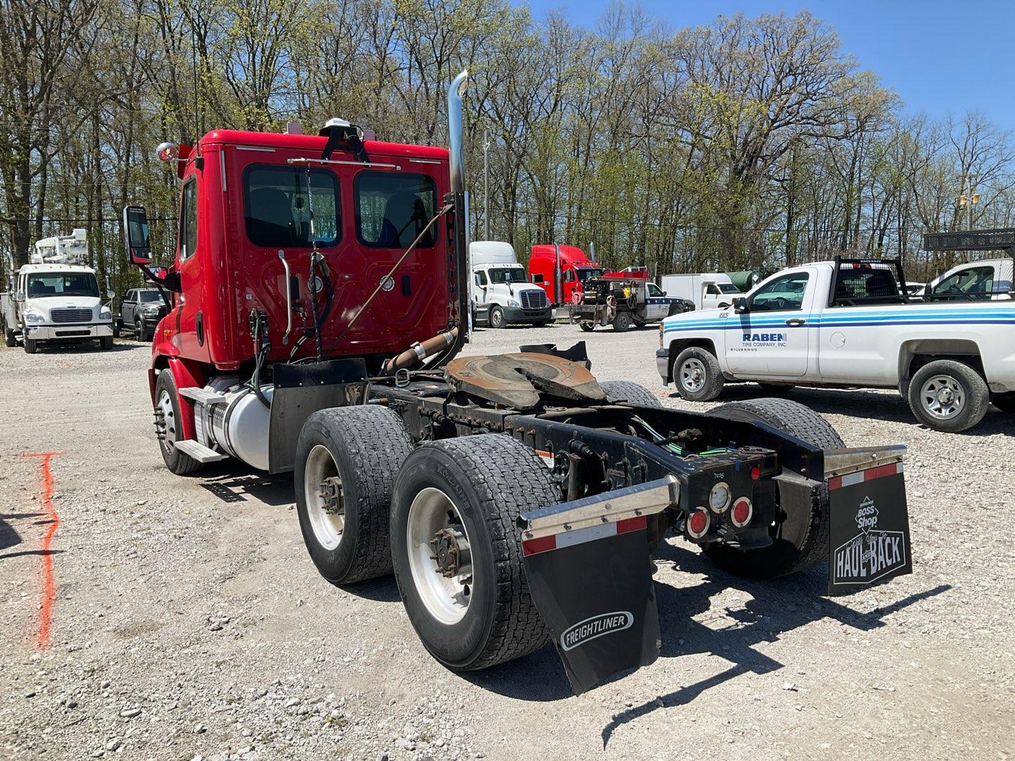 2018 FREIGHTLINER CASCADIA Serial Number: 1FUJGBDV8JLJP8488