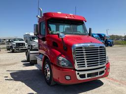 2019 FREIGHTLINER CASCADIA Serial Number: 3AKJGBDV0KDKE8815