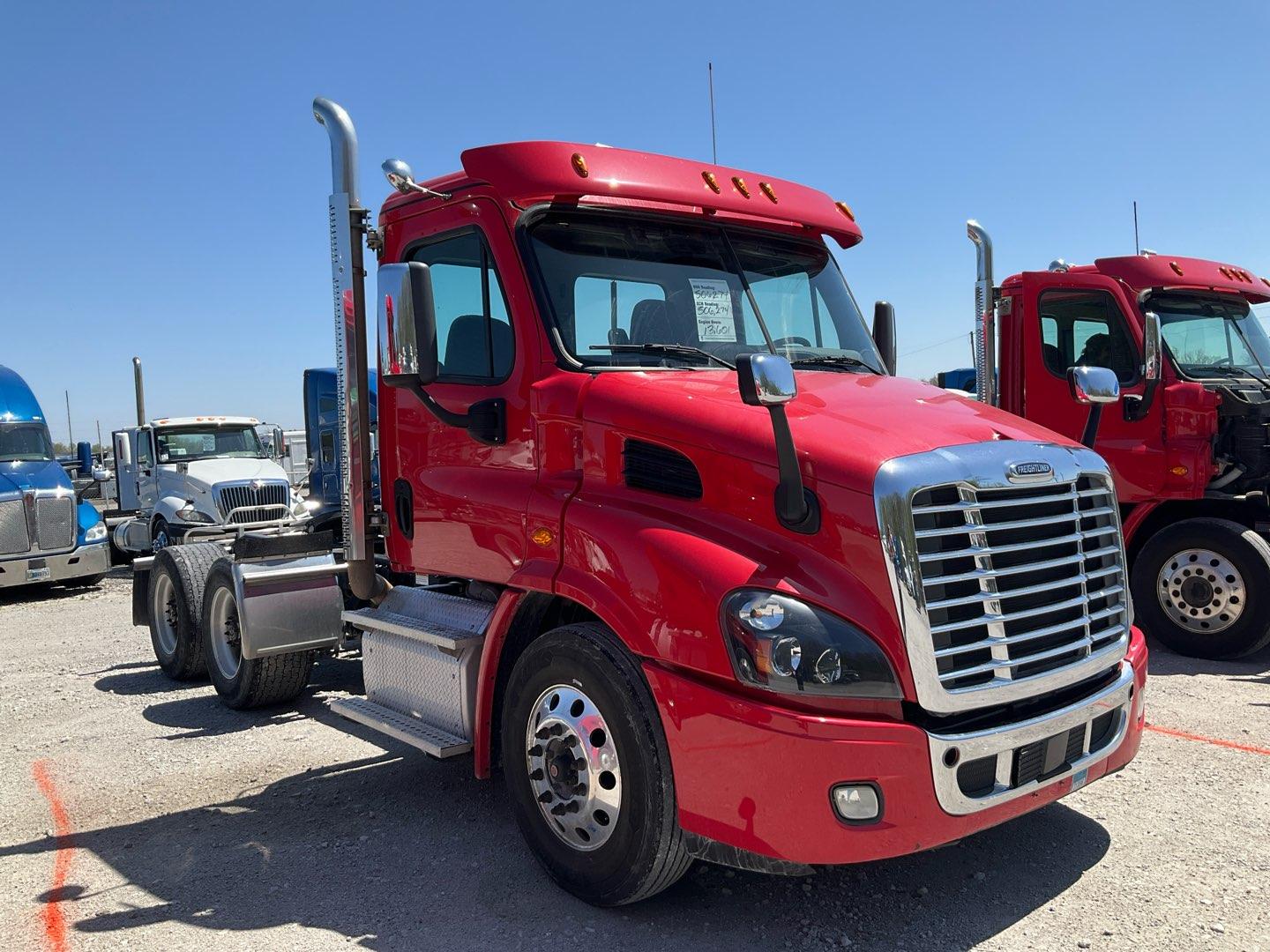 2019 FREIGHTLINER CASCADIA Serial Number: 3AKJGBDV8KDKE9307