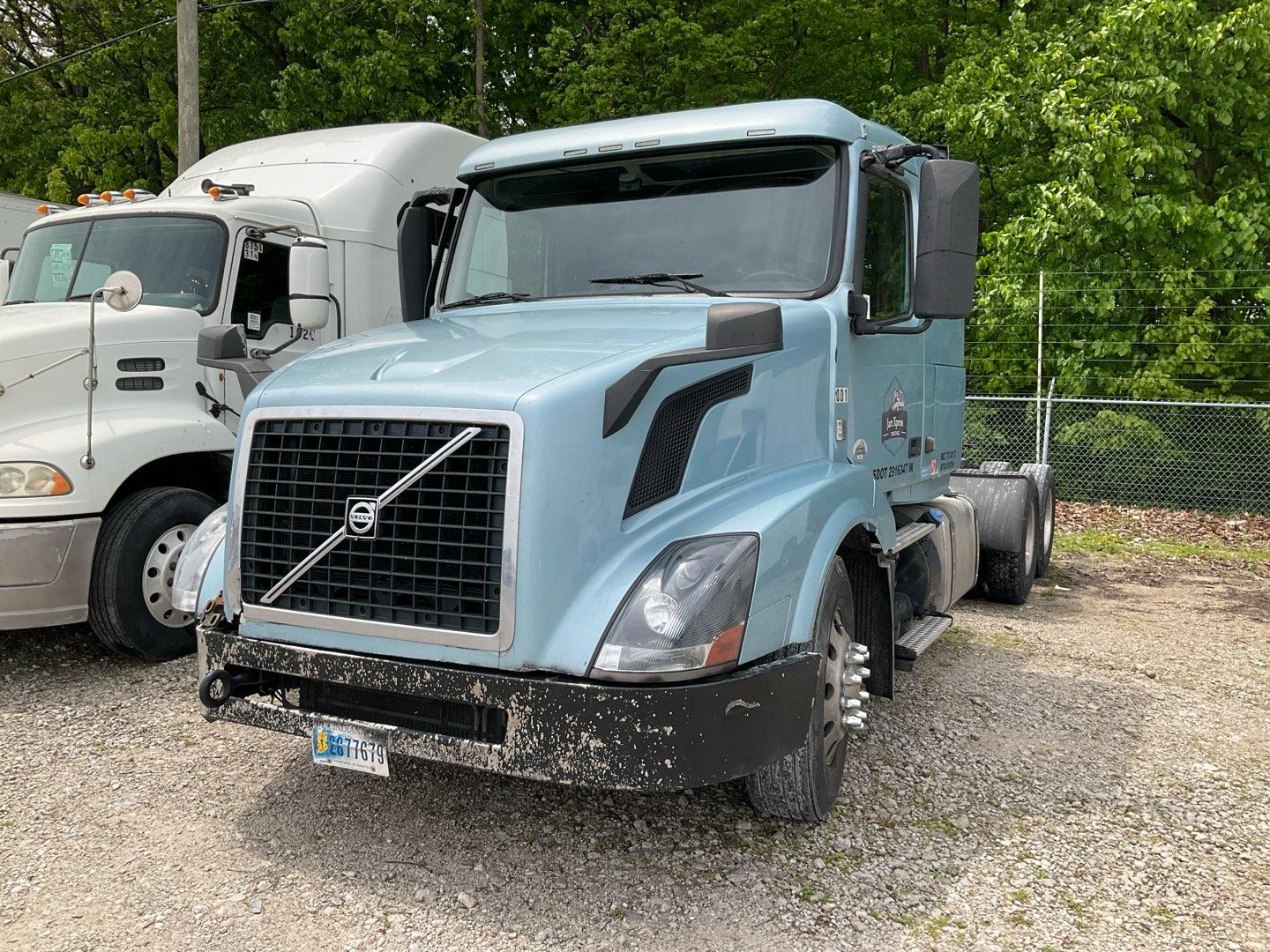 2012 VOLVO VNL64T430 Serial Number: 4V4NC9EH0CN552724