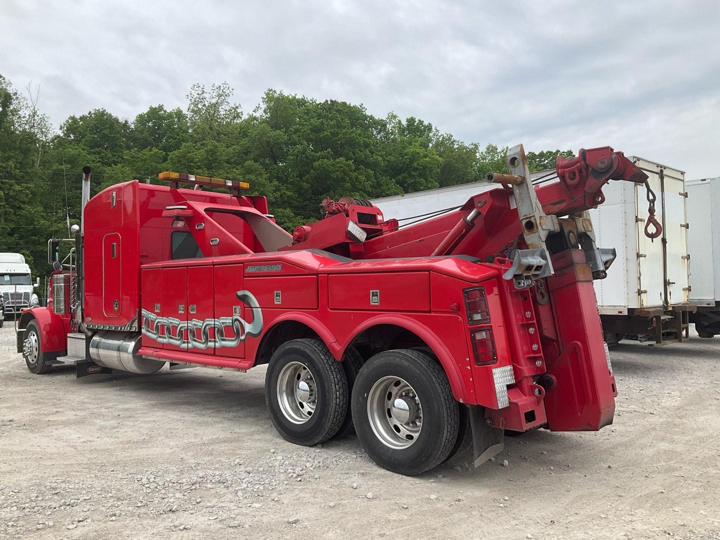 2003 PETERBILT 379-127 Serial Number: 1NP5GGGG10D594175