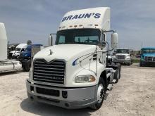 2015 MACK PINNACLE Serial Number: 1M1AW02Y9FM048281