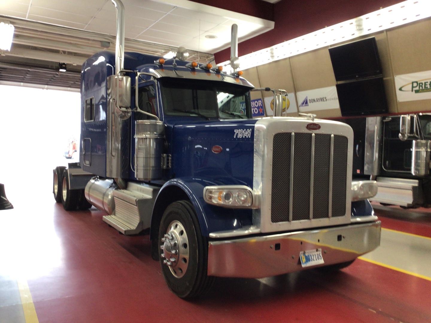 2019 PETERBILT 389 Serial Number: 1XPXD49X4KD498773