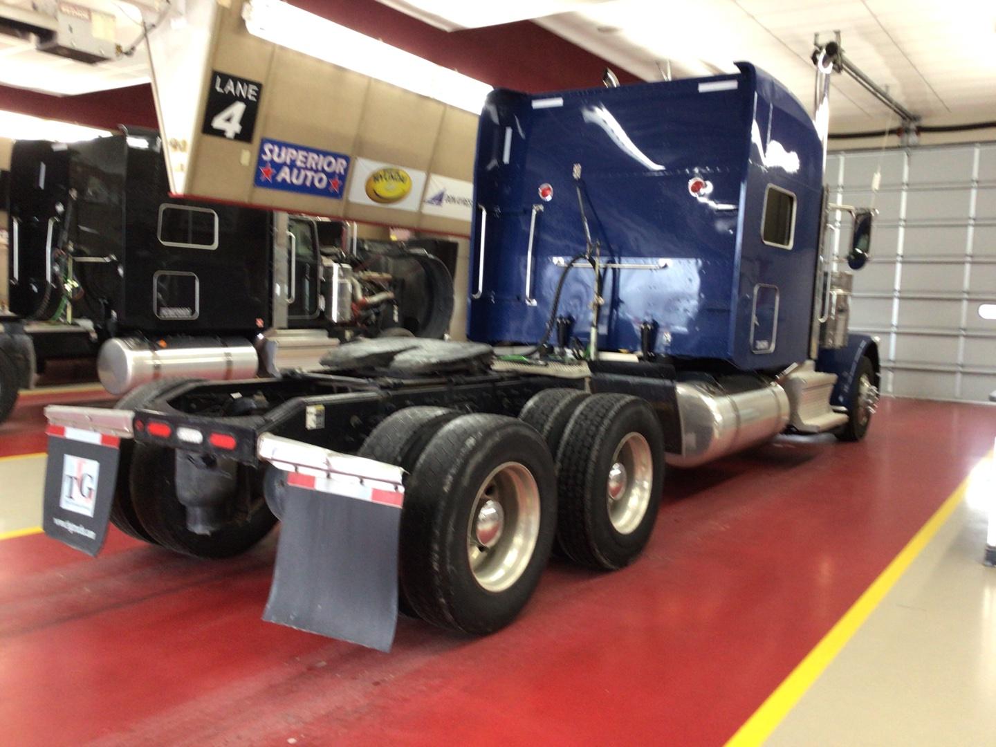 2019 PETERBILT 389 Serial Number: 1XPXD49X4KD498773