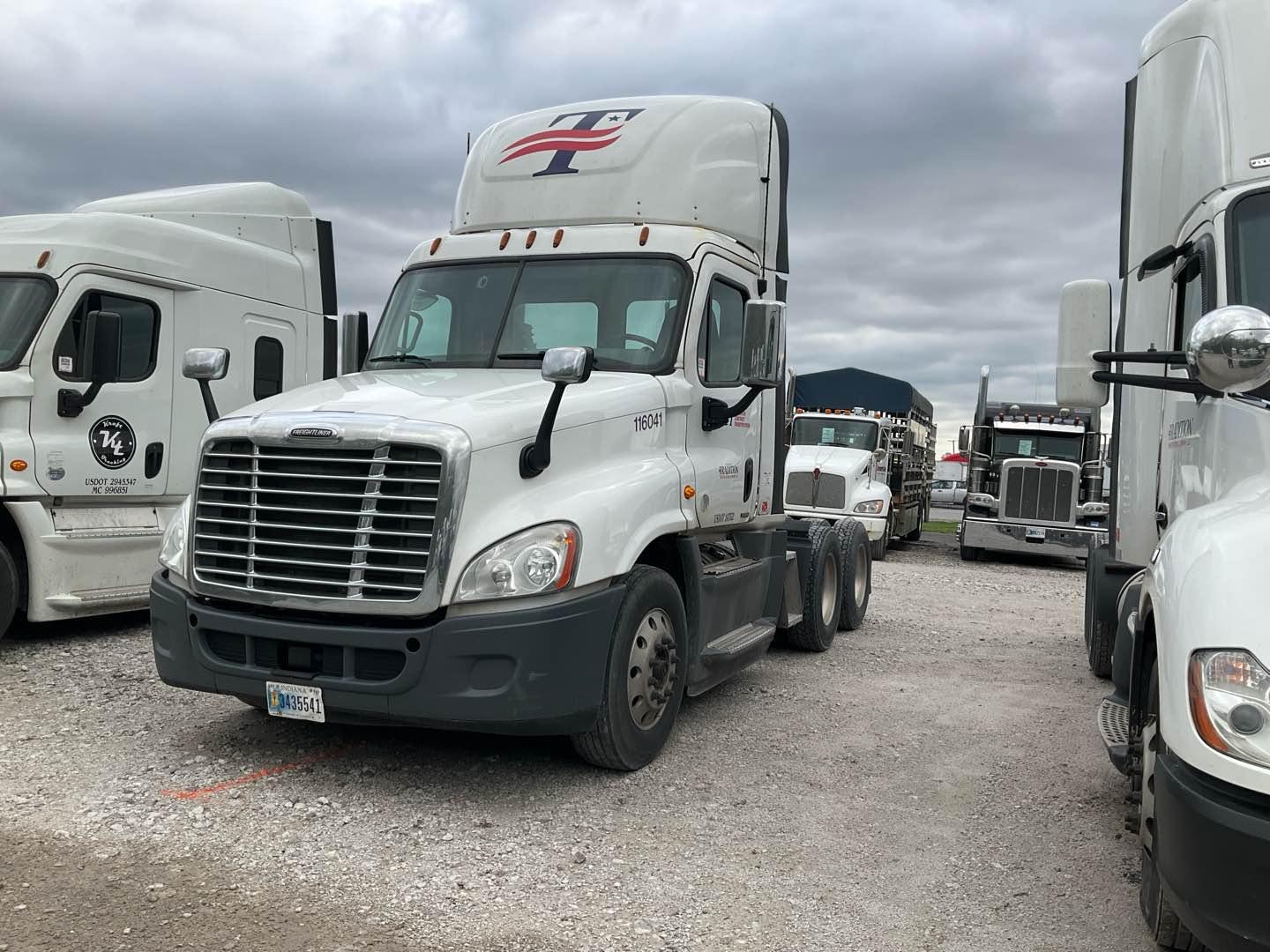 2016 FREIGHTLINER CASCADIA Serial Number: 3AKJGEDV6GSHV2376