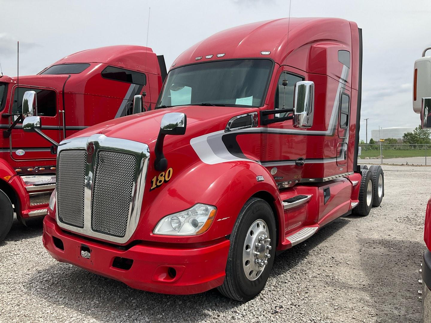 2017 KENWORTH T680 Serial Number: 1XKYD49X8HJ161544