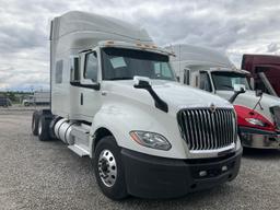 2019 INTERN LT Serial Number: 3HSDZAPR7KN319222