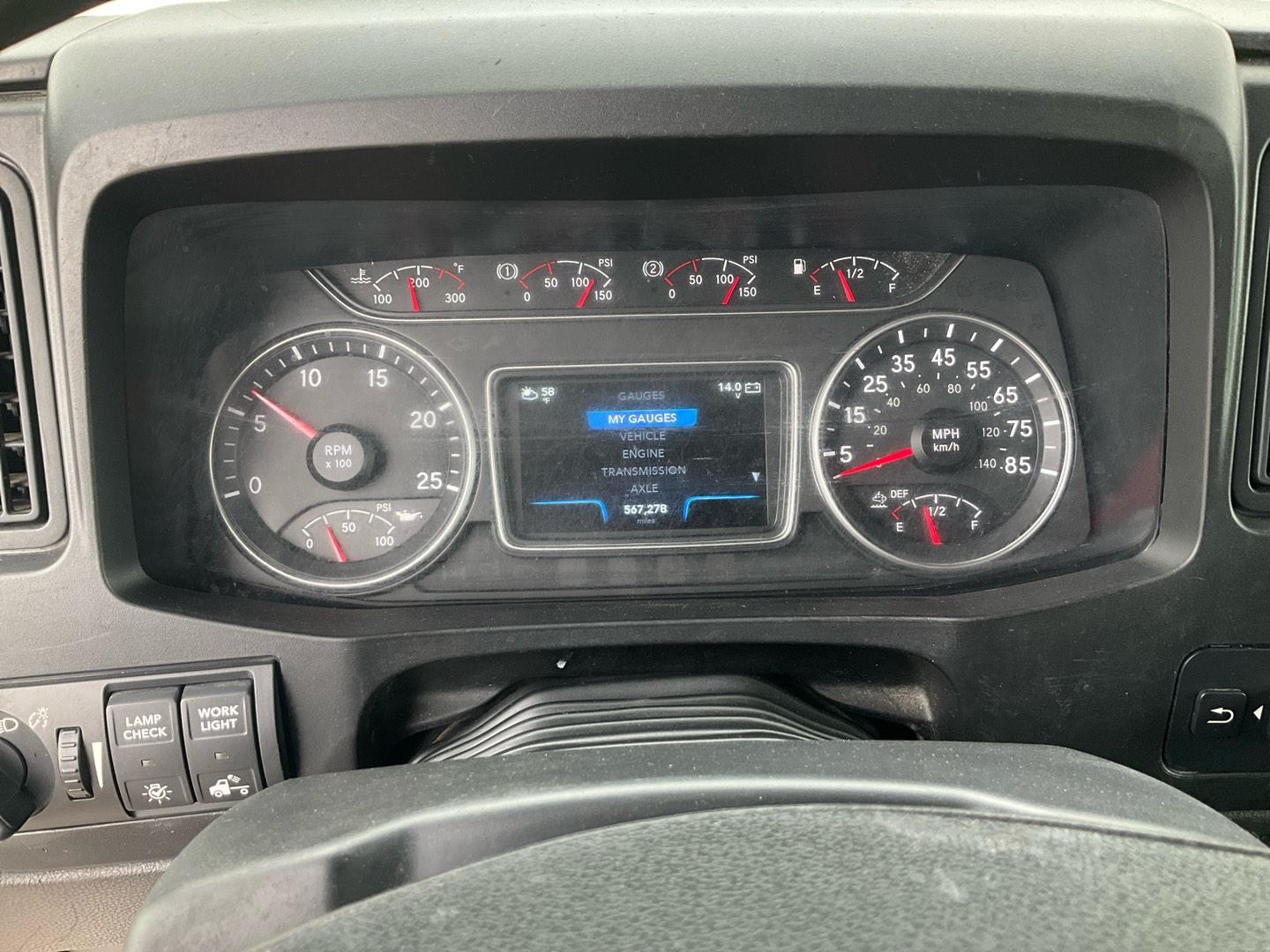 2019 INTERN LT Serial Number: 3HSDZAPR7KN319222