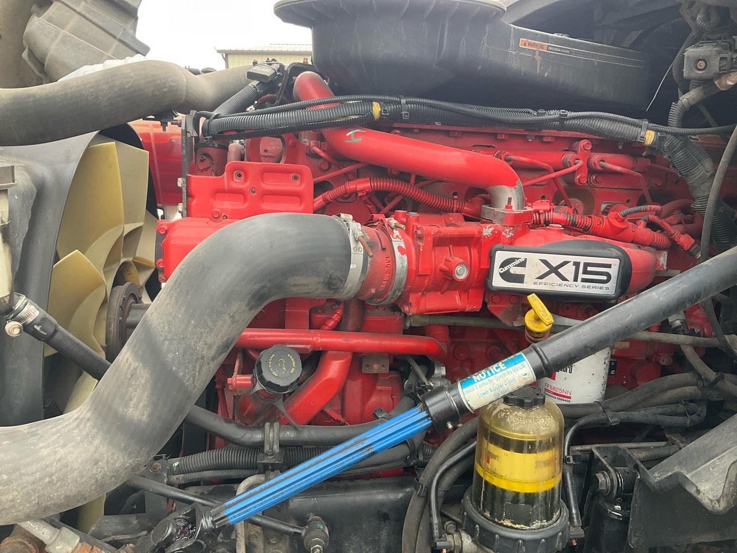 2019 INTERN LT Serial Number: 3HSDZAPR7KN319222