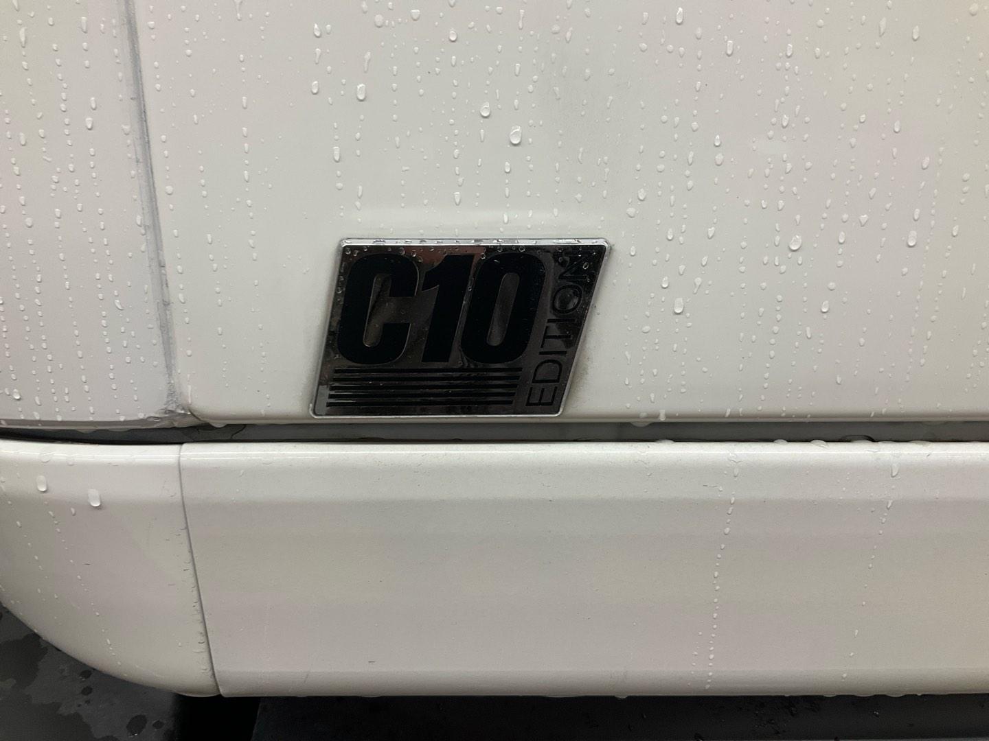 2022 INTERNATIONAL LT Serial Number: 3HSDZAPR2NN523494