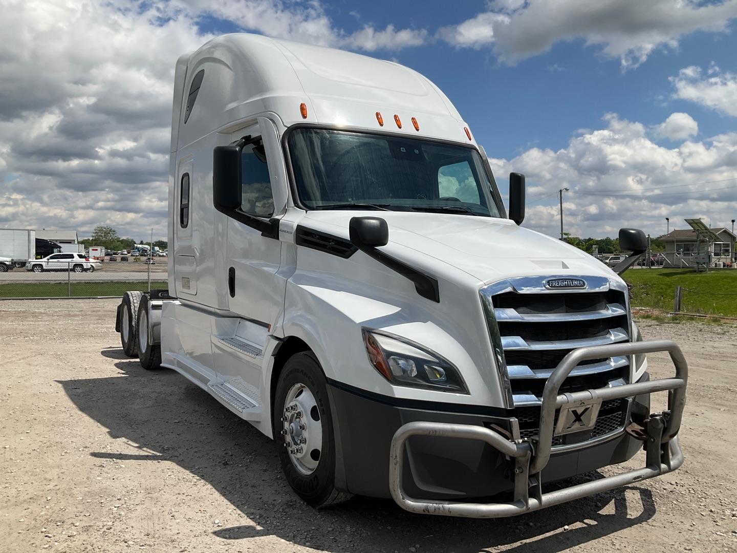 2022 FREIGHTLINER CASCADIA Serial Number: 3AKJHHDR3NSNU3222