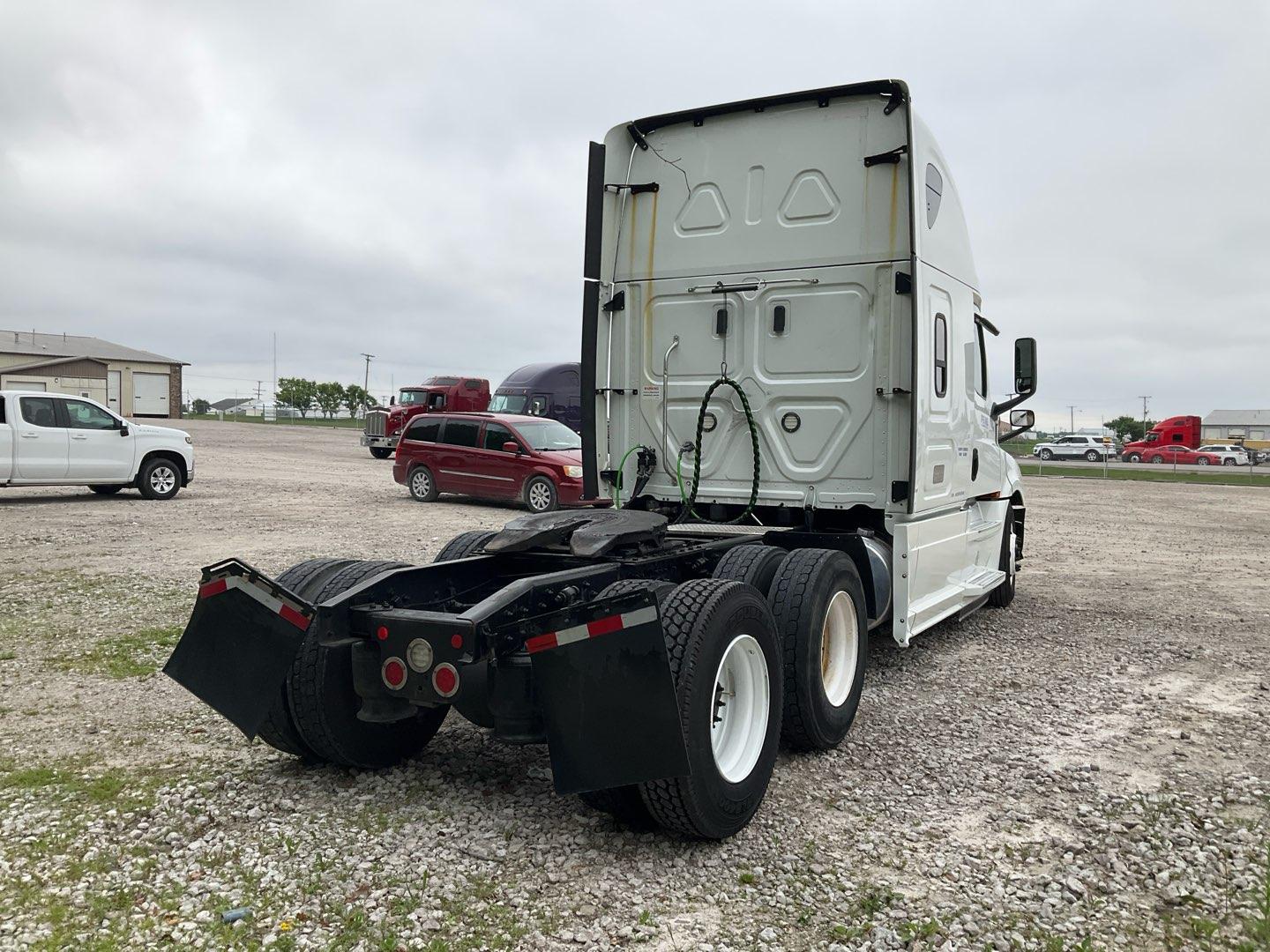 2019 FREIGHTLINER CASCADIA Serial Number: 3AKJHHDR5KSKW2048