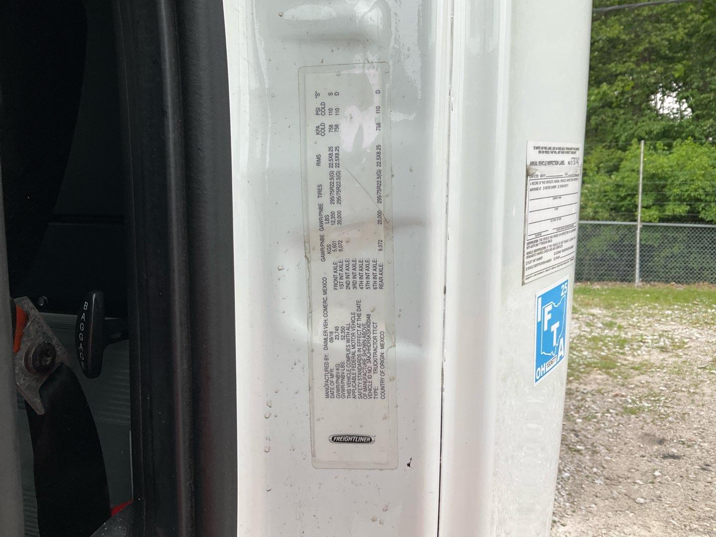 2019 FREIGHTLINER CASCADIA Serial Number: 3AKJHHDR5KSKW2048