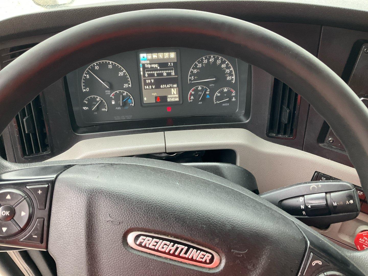 2019 FREIGHTLINER CASCADIA Serial Number: 3AKJHHDR5KSKW2048