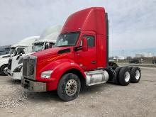 2017 KENWORTH T880 Serial Number: 1XKZDK9X4HJ132843