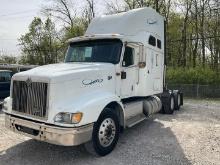 2000 INTERNATIONAL 9400I Serial Number: 2HSCNAMR8YC046300