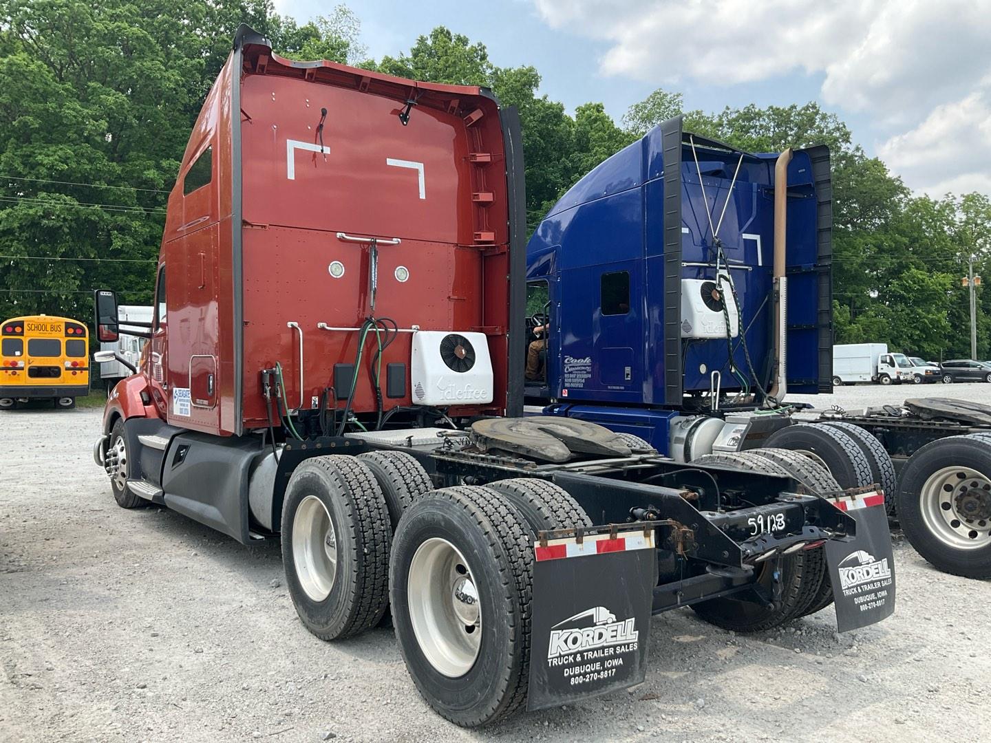 2019 KENWORTH T680 Serial Number: 1XKYD49X7KJ257401