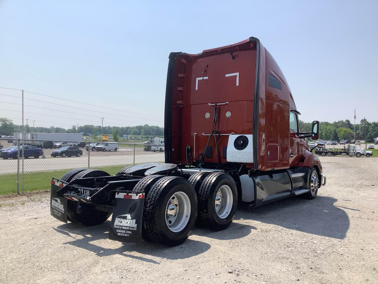2019 KENWORTH T680 Serial Number: 1XKYD49X7KJ257401