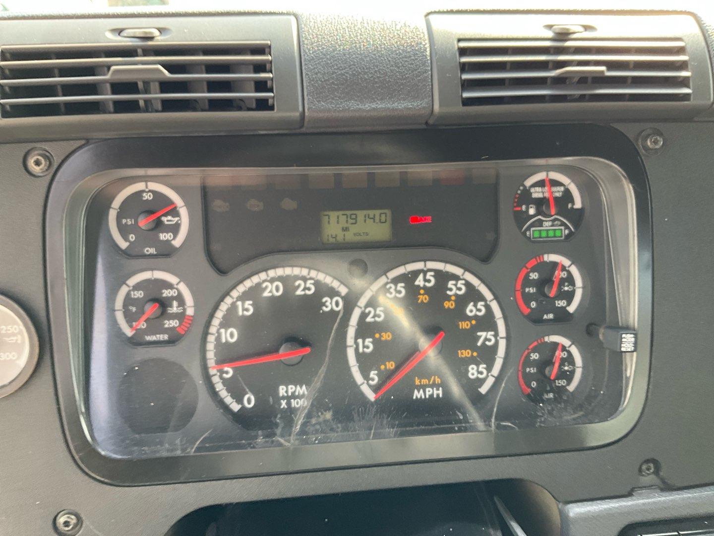 2013 FREIGHTLINER CASCADIA Serial Number: 1FUJGEDR0DLBZ5765