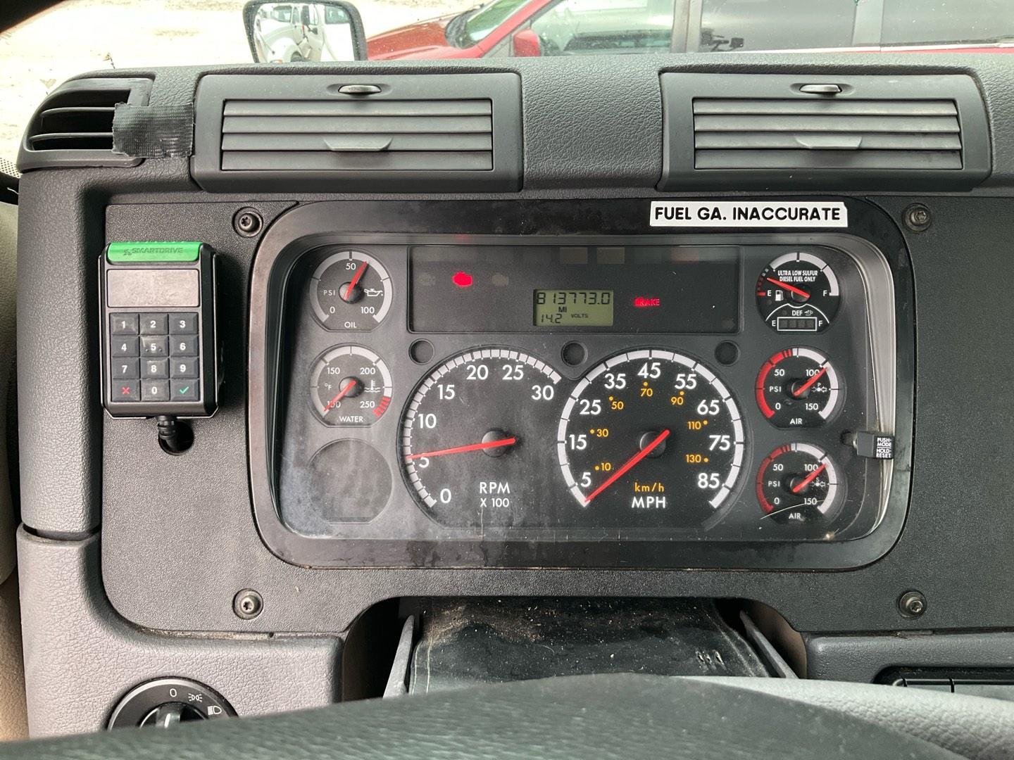 2016 FREIGHTLINER CASCADIA Serial Number: 3AKJGEDV0GDHG1008