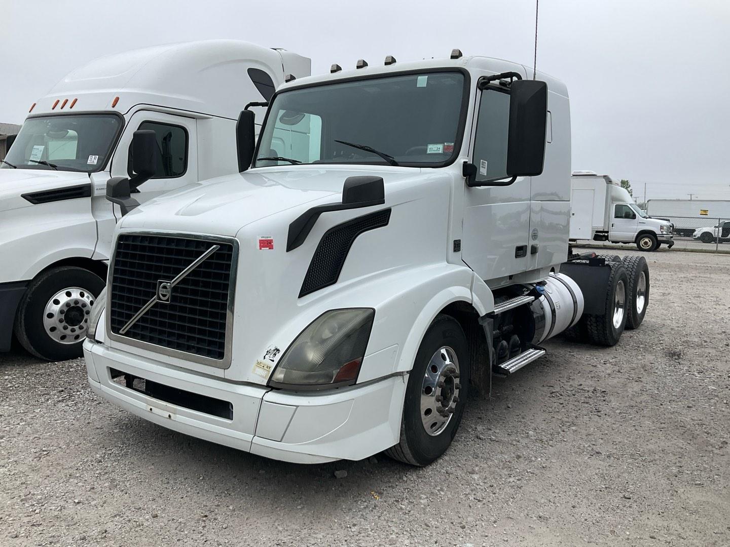 2016 VOLVO VNL64T430 Serial Number: 4V4NC9EH8GN958076
