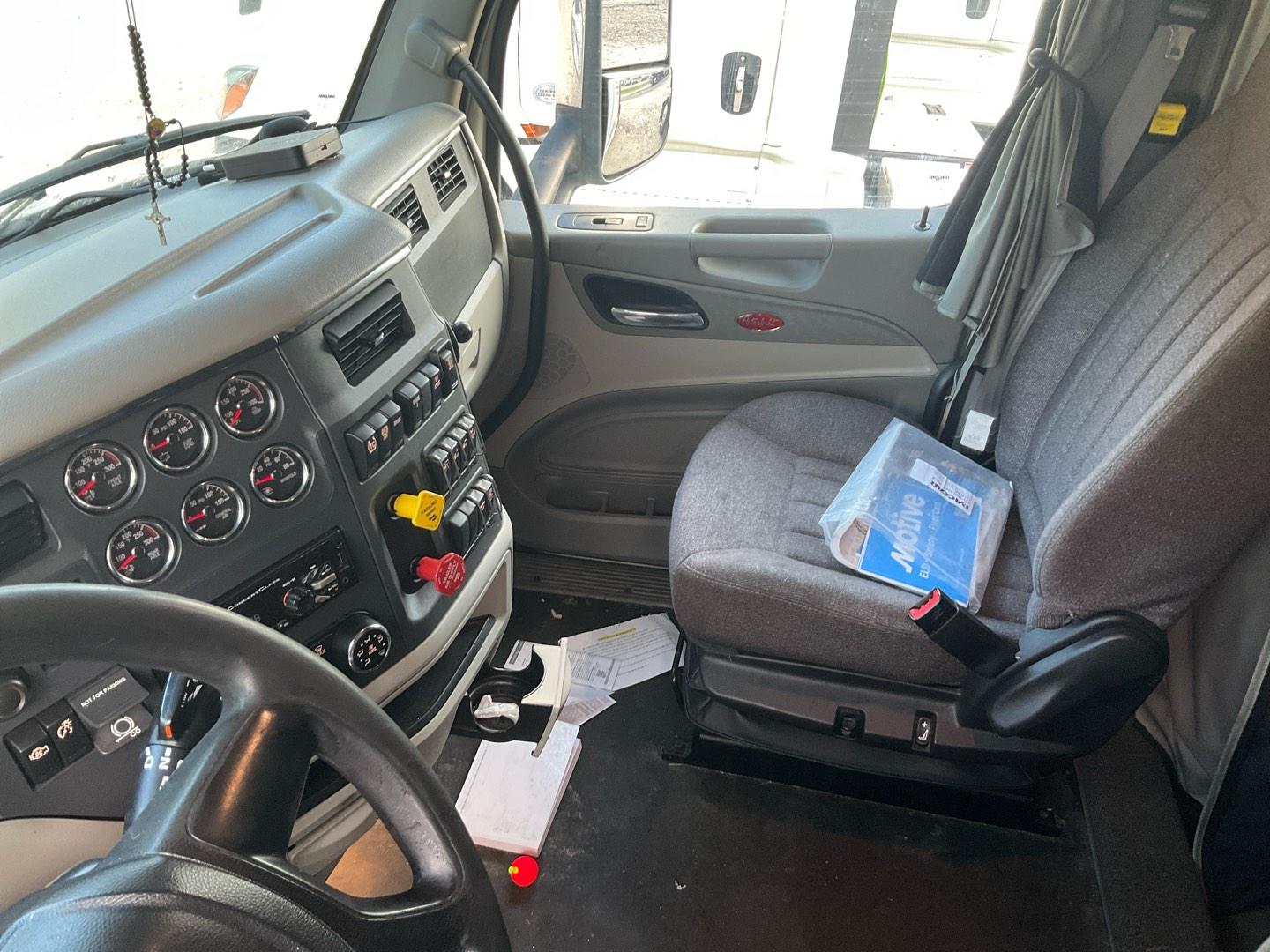 2019 PETERBILT 579 Serial Number: 1XPBDP9X2KD636953